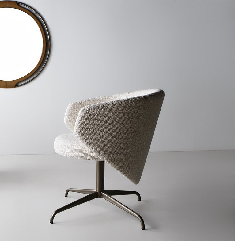 Cadeira Giratória Reich